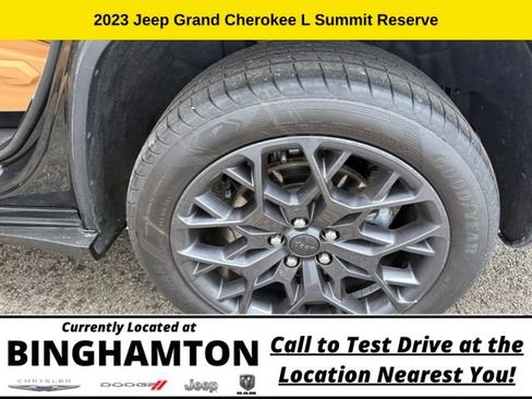 Used 2023 Jeep Grand Cherokee L Summit AWD/4WD image 35