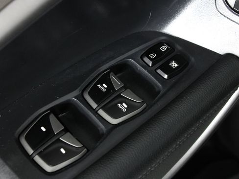 Used 2016 Hyundai Santa Fe Sport image 20