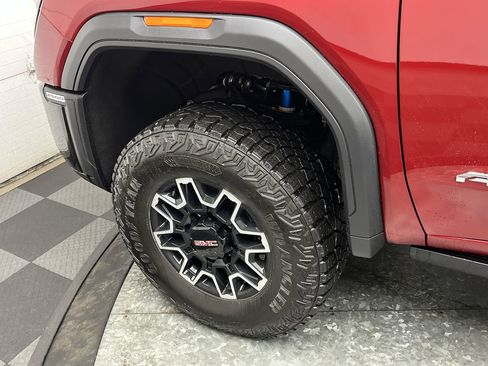 Certified 2024 GMC Sierra 2500 AT4X image 10