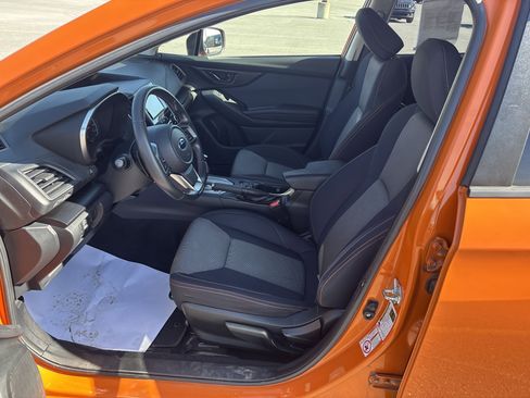 Used 2018 Subaru Crosstrek 2.0i Premium image 12