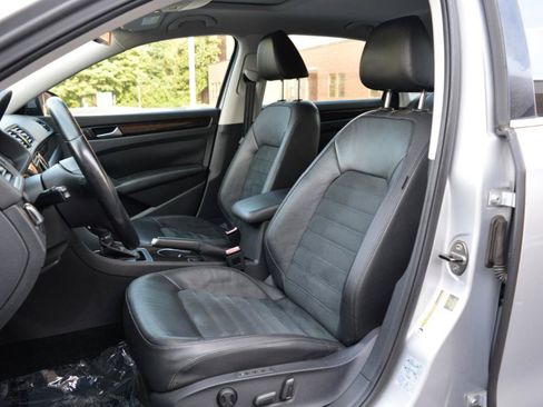Used 2014 Volkswagen Passat TDI SEL Premium FWD image 10
