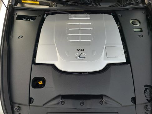 Used 2012 Lexus LS 460 w/ Comfort Pkg image 26