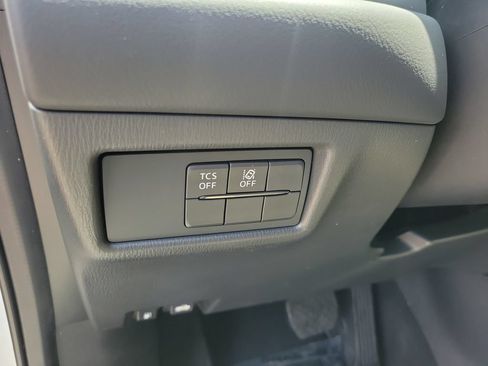 Used 2020 MAZDA CX-5 Touring FWD image 19