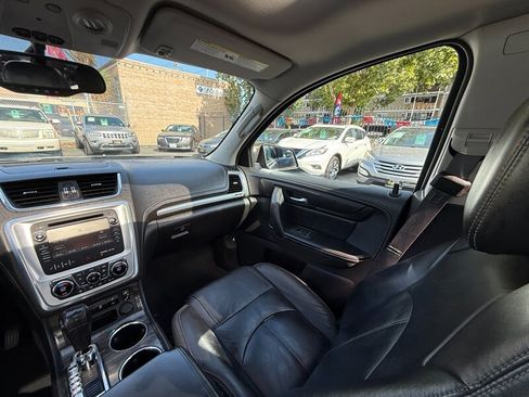 Used 2014 GMC Acadia SLT FWD image 16