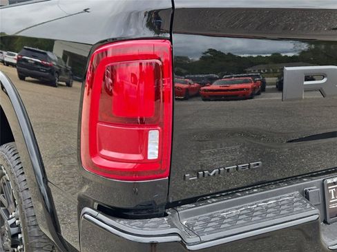 New 2026 RAM 2500 Limited AWD/4WD image 20