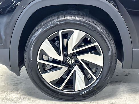 New 2026 Volkswagen Atlas SEL image 26