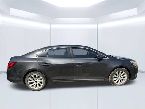 Used 2016 Buick LaCrosse Leather FWD image 11