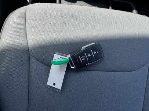 Used 2023 RAM 1500 Big Horn image 18