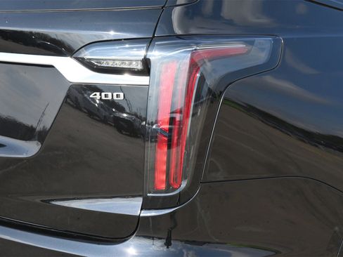 Used 2025 Cadillac XT6 Sport w/ LPO, Floor Liner Package image 22