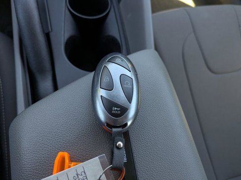 New 2025 Hyundai Elantra Sport image 25