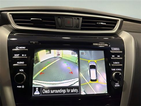 Used 2018 Nissan Murano SL w/ Moonroof Package image 21