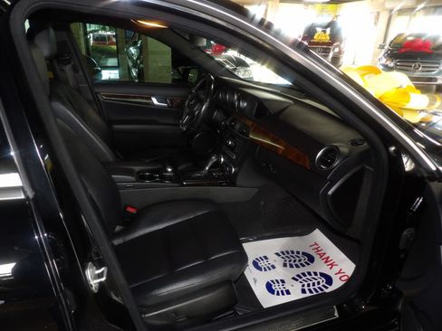 Used 2012 Mercedes-Benz C 250 Sedan image 13