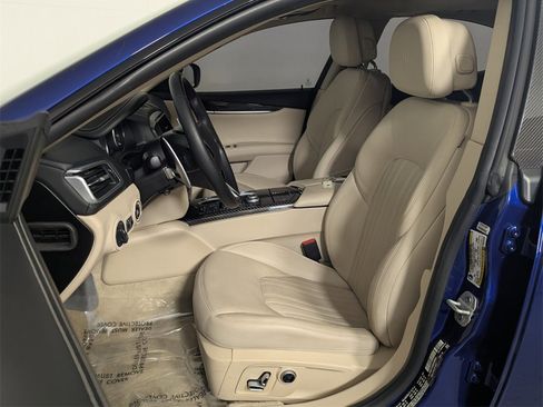 Used 2022 Maserati Ghibli Modena image 12