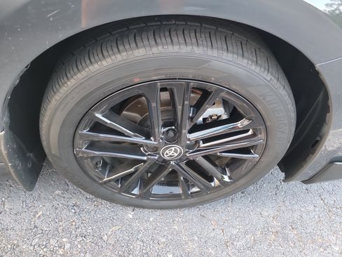 Certified 2025 Toyota Camry SE FWD image 9
