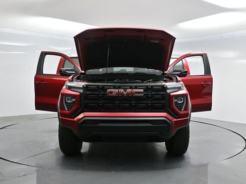 Used 2024 GMC Canyon Elevation image 39