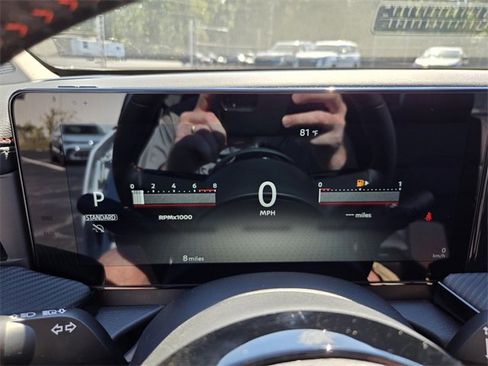 New 2026 Nissan Kicks SR image 18