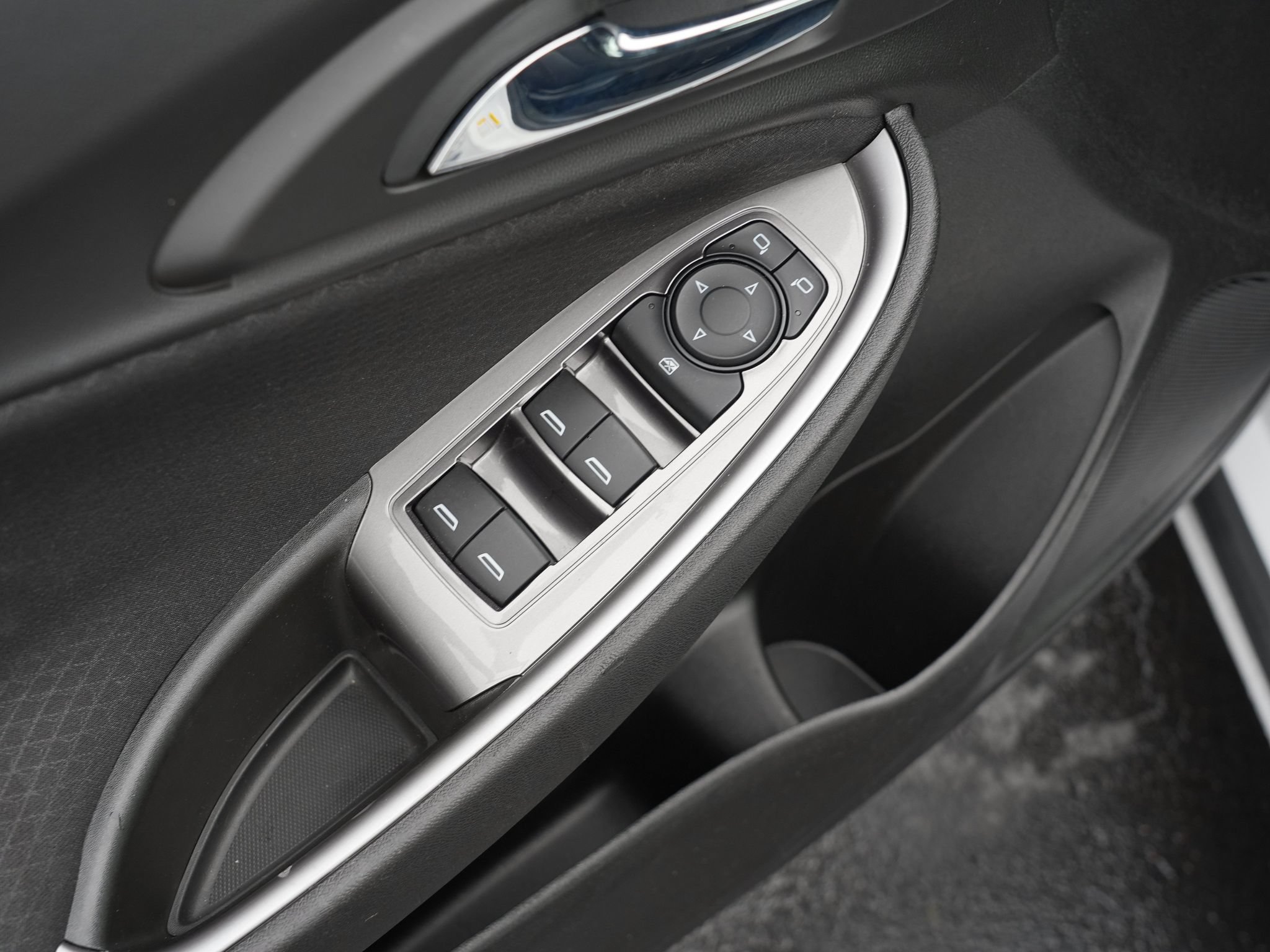 Used 2020 Chevrolet Malibu LS FWD image 17