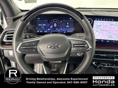 Used 2024 Chevrolet Traverse Z71 w/ Enhanced Driving Package AWD/4WD image 12