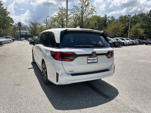 New 2026 Honda Odyssey Elite image 4