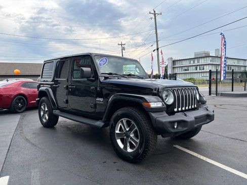 Used 2020 Jeep Wrangler Unlimited Sahara AWD/4WD image 13