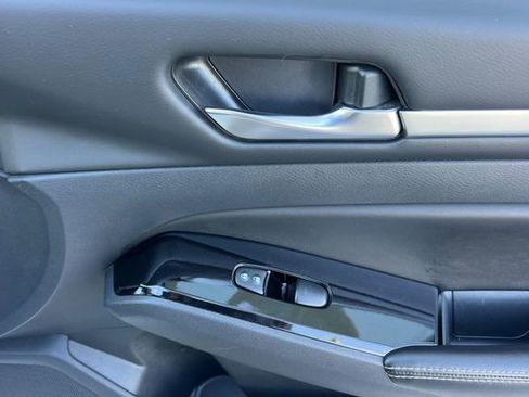 Used 2023 Nissan Altima 2.5 SV image 20