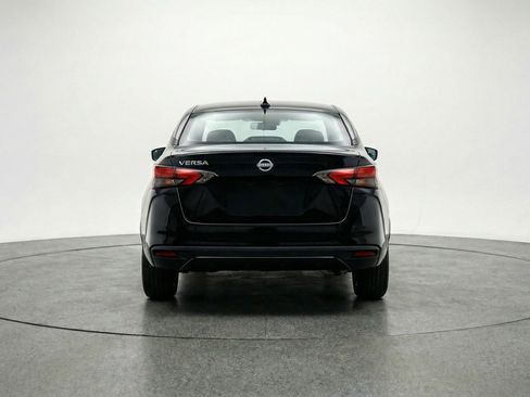 Used 2025 Nissan Versa SV FWD image 7