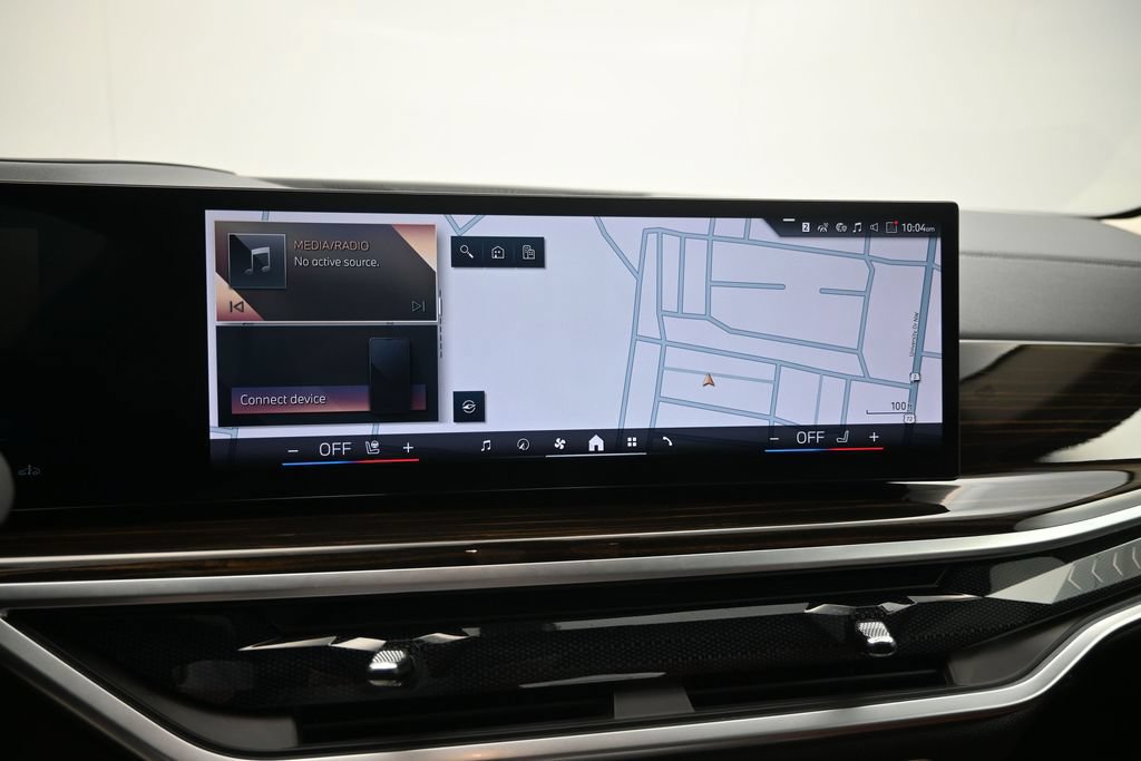 Certified 2024 BMW X7 xDrive40i w/ Executive Package AWD/4WD image 15