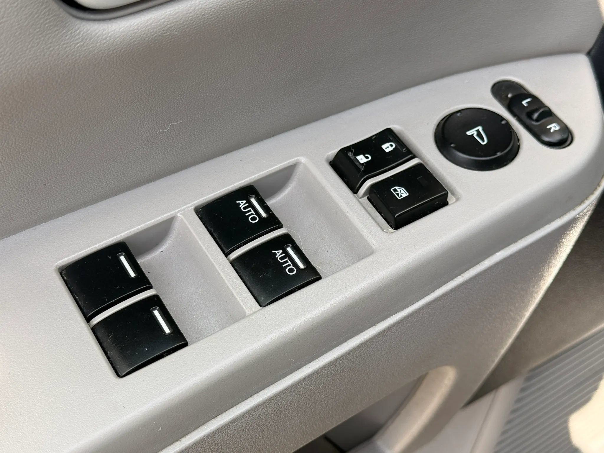 Used 2014 Honda Pilot Touring image 24