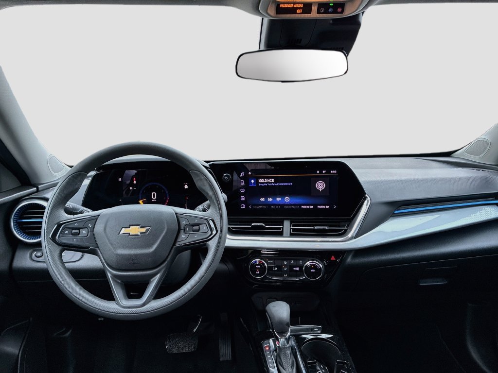 Used 2026 Chevrolet Trax LT FWD image 20