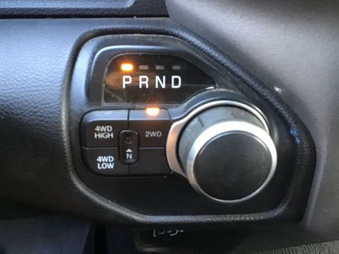 Used 2021 RAM 2500 Big Horn w/ Level 1 Equipment Group image 15