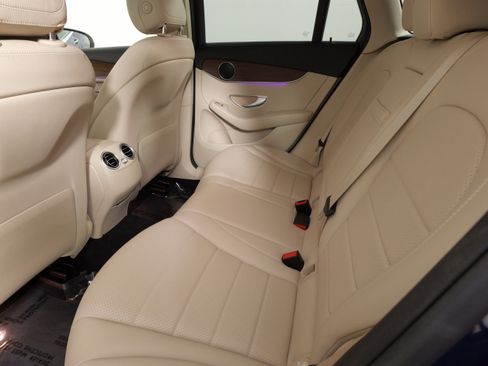 Used 2022 Mercedes-Benz GLC 300 4MATIC image 37