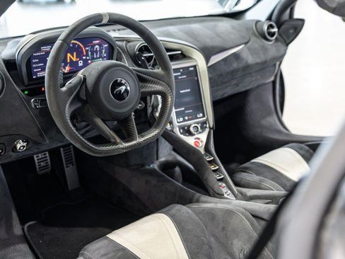 Used 2021 McLaren 720S Performance RWD image 47
