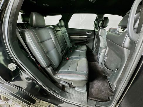 Used 2016 Dodge Durango R/T image 34