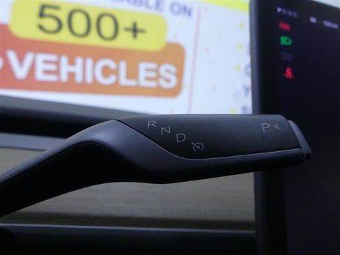 Used 2023 Tesla Model 3 Standard Range image 18