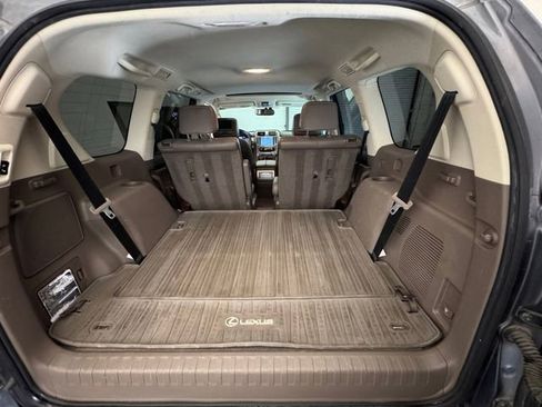 Used 2017 Lexus GX 460 Luxury w/ Preferred Accessory Package image 27