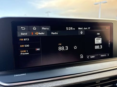 Used 2021 Kia Telluride SX w/ SX Prestige Package AWD/4WD image 16