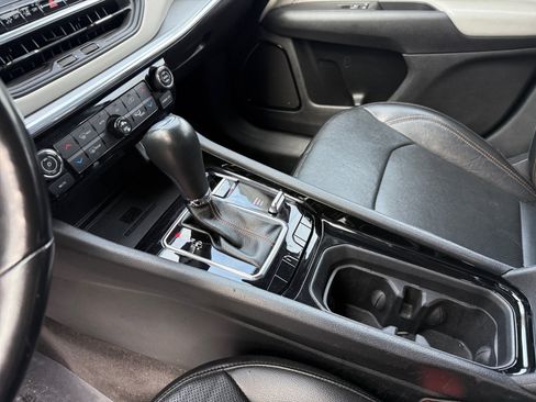 Used 2022 Jeep Compass Limited w/ Elite Group image 13