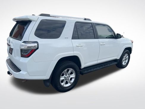 Used 2023 Toyota 4Runner SR5 AWD/4WD image 5
