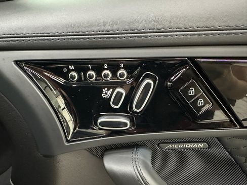 Used 2024 Jaguar F-TYPE R AWD/4WD image 16