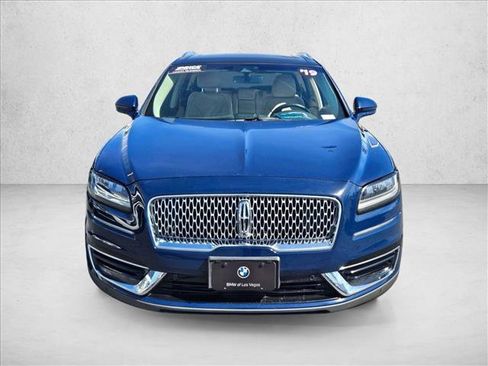 Used 2019 Lincoln Nautilus Reserve FWD image 2