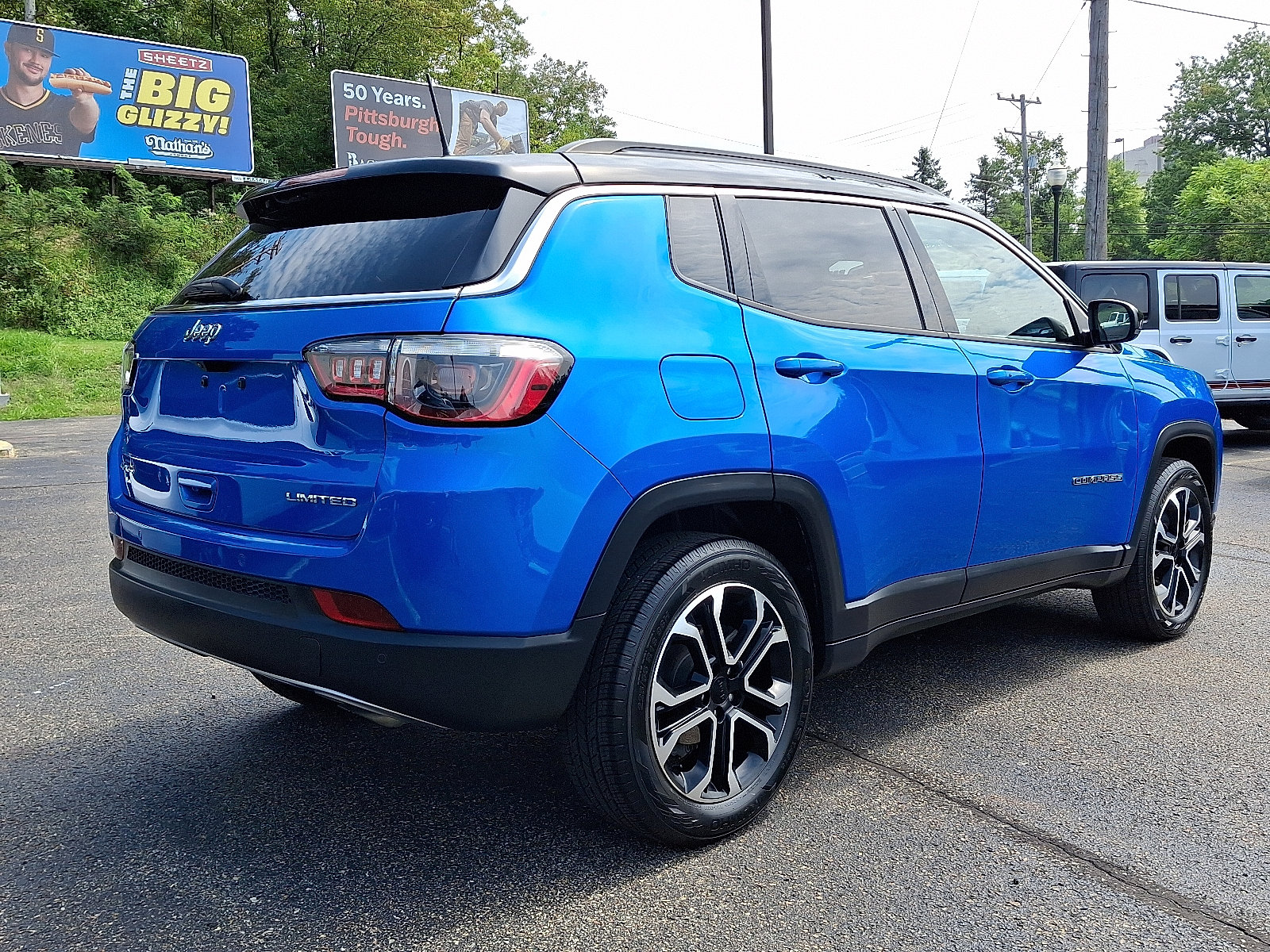 Certified 2023 Jeep Compass Limited AWD/4WD image 4