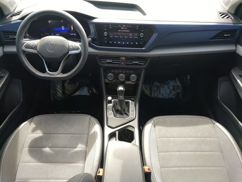 Certified 2023 Volkswagen Taos SE w/ Panoramic Sunroof Package FWD image 13