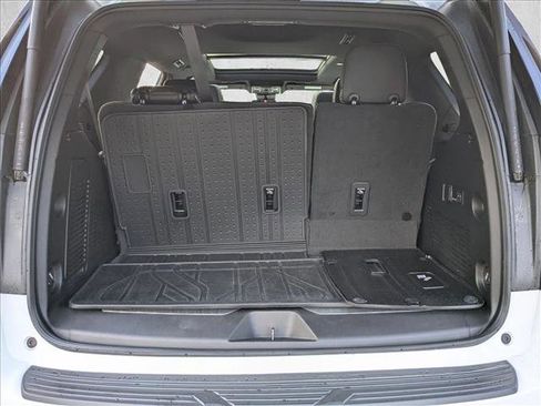 Used 2023 Chevrolet Tahoe Premier AWD/4WD image 6