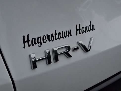 Used 2025 Honda HR-V EX-L image 32