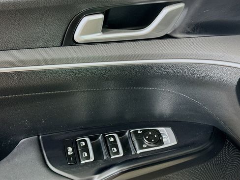 Used 2025 Kia K5 LXS FWD image 15