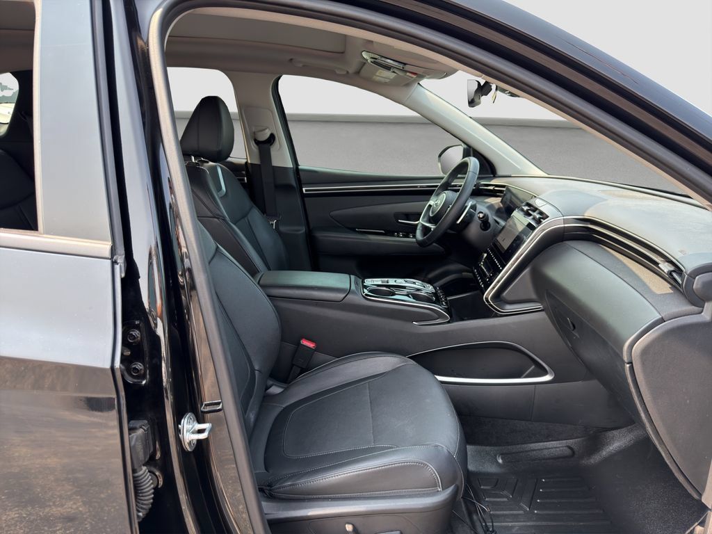 Used 2023 Hyundai Tucson Limited w/ Cargo Package FWD image 18