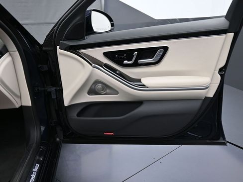 Used 2022 Mercedes-Benz S 500 4MATIC image 29