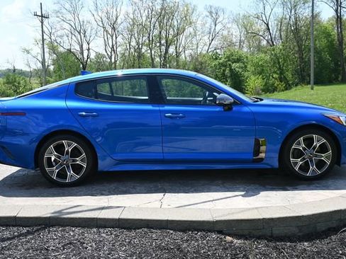 Used 2021 Kia Stinger GT-Line w/ Sun & Sound Package AWD/4WD image 4