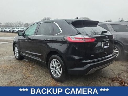 Used 2023 Ford Edge SEL w/ Convenience Package image 4