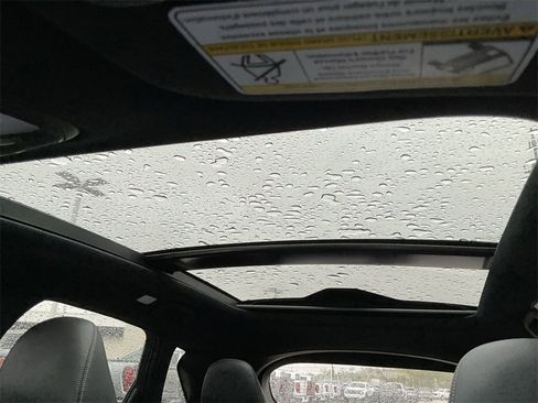 Used 2021 INFINITI QX50 Luxe w/ Appearance Package image 16